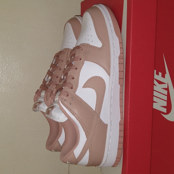 Women's Nike Dunk Low - Rose Whisper - Picture 4 of 6